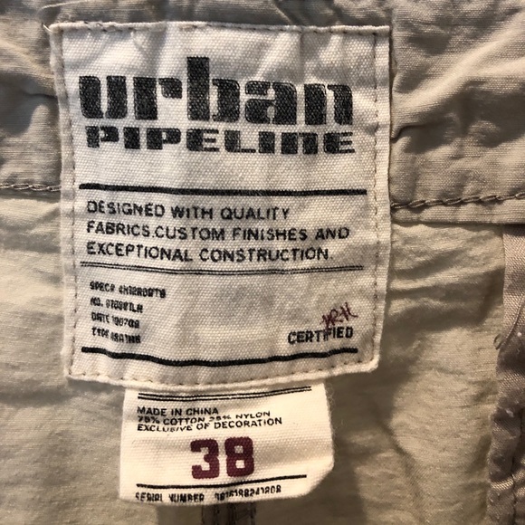 Men’s Urban Pipeline Cargo Shorts - Picture 3 of 3